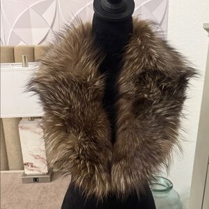 Real Fox fur clip on scarf
